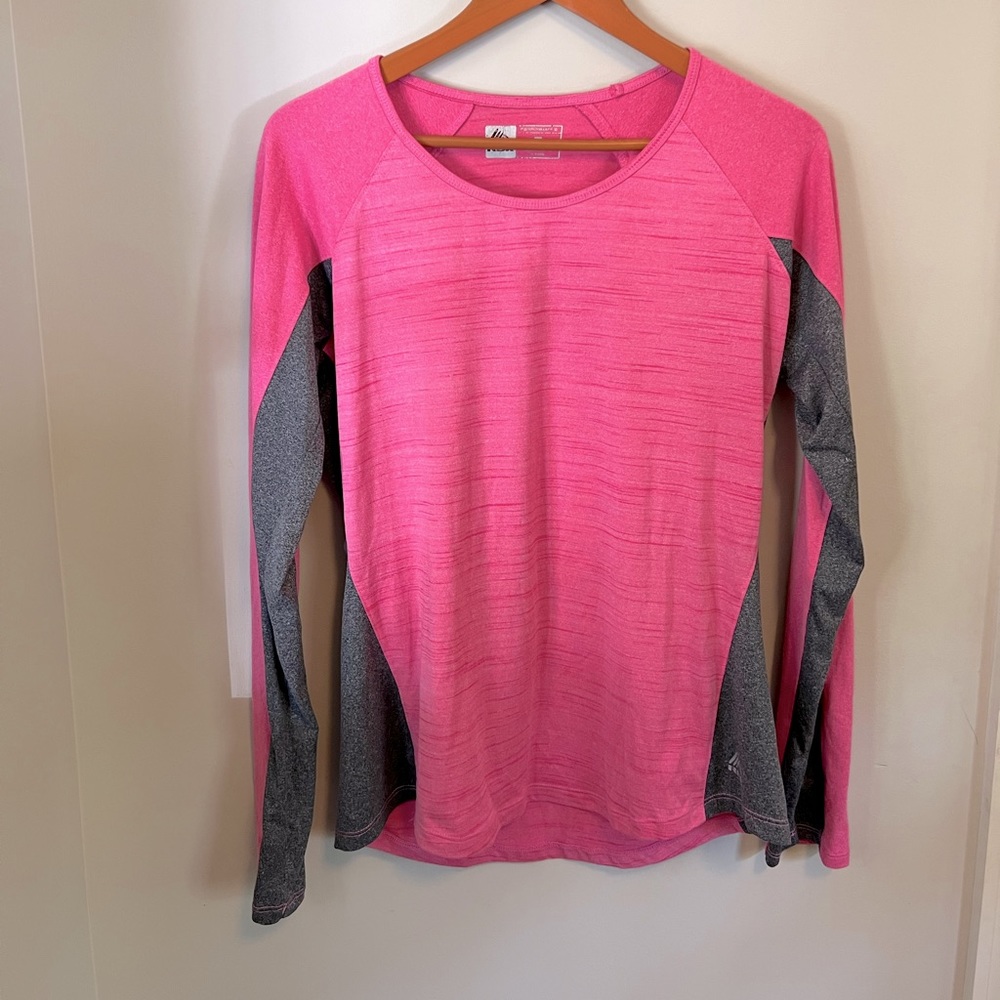 Athletic Long Sleeve Workout Top or Pull-Over